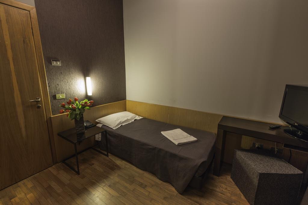 Capo Horn Hotel Boario Terme Eksteriør bilde