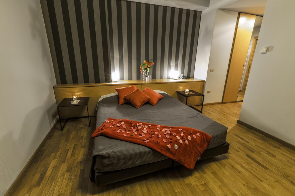 Capo Horn Hotel Boario Terme Eksteriør bilde